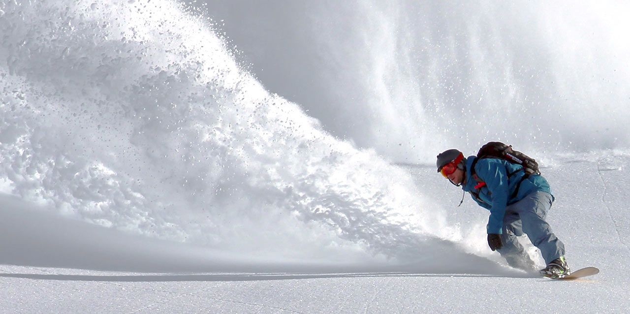 hombre haciendo snow hombre haciendo snow